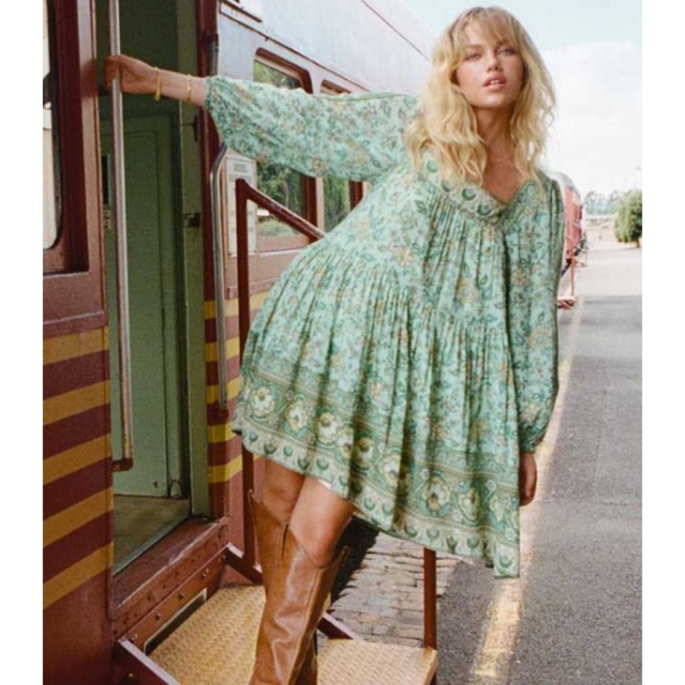 Spell Folk Song Tunic Sage
